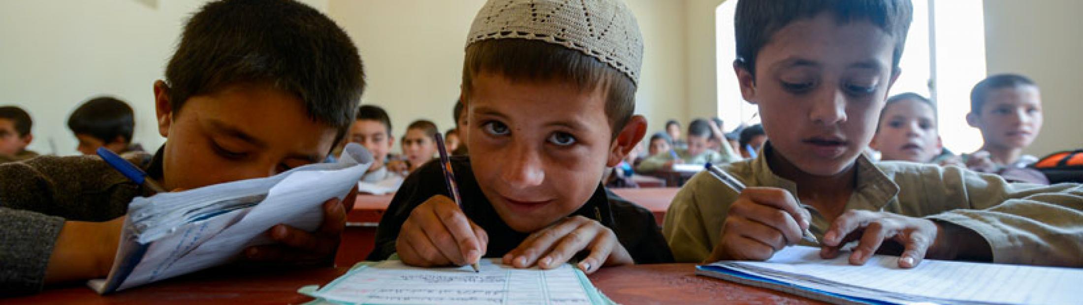 Acoso escolar en niñas y niños refugiados